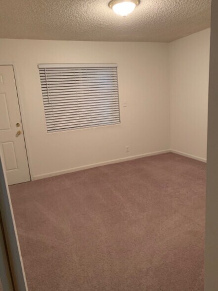 Building Photo - 5112 Sugar Foot Ave