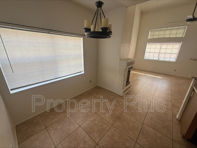 Building Photo - 3930 W Monterey St