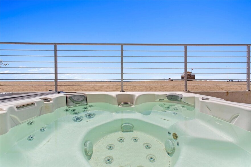 Building Photo - 6955 Trolleyway