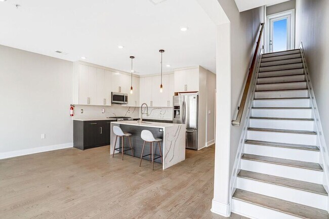 Building Photo - 2812 Georgia Ave NW