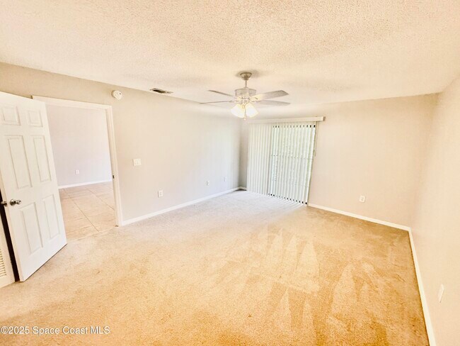 Building Photo - 5807 N Atlantic Ave