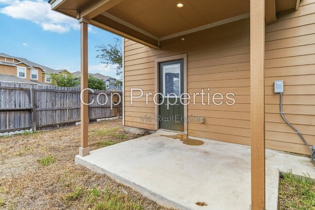 Building Photo - 6011 Jax Wy