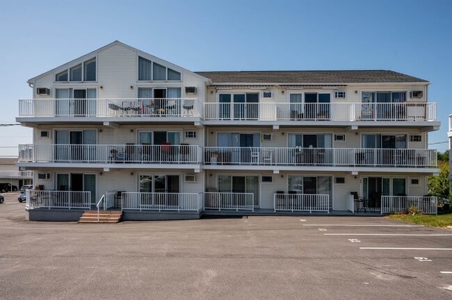 Building Photo - 933 Ocean Blvd