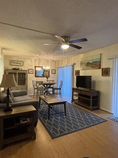 Building Photo - 120 Hibiscus Woods Ct