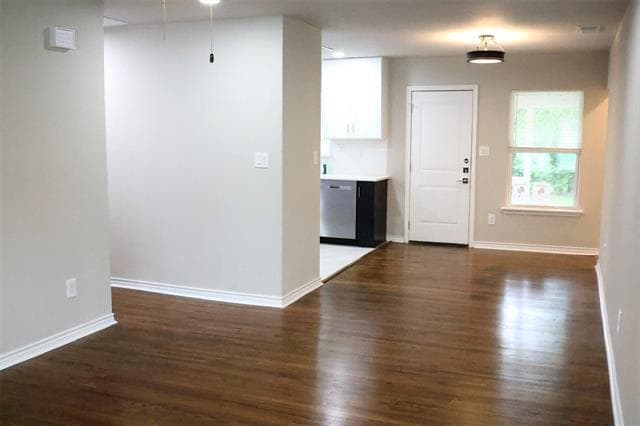 Building Photo - 5036 Gilbert Dr