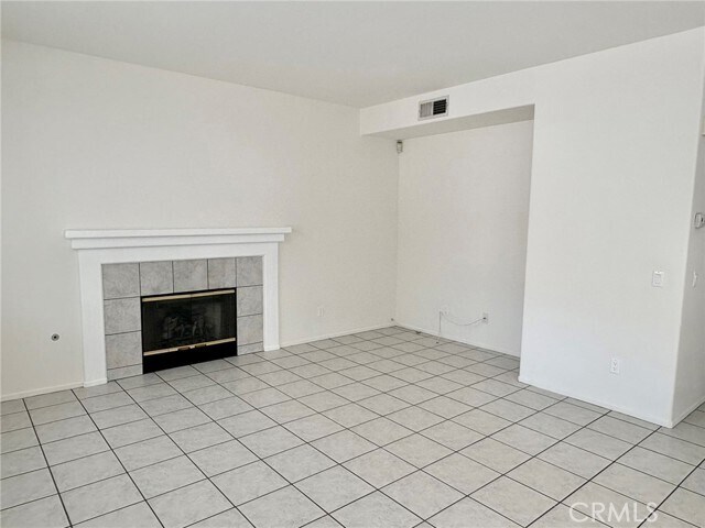 Building Photo - 12240 Knightsbridge Dr