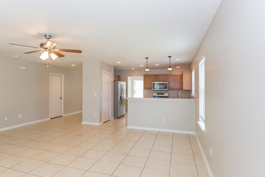 Building Photo - 13578 Ashford Wood Ct W
