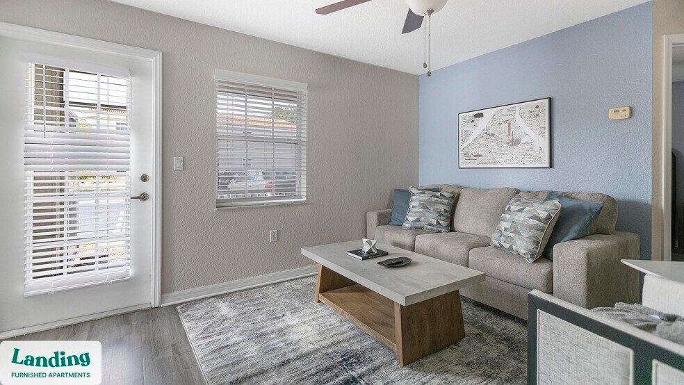 Building Photo - 3695 Island Club Dr