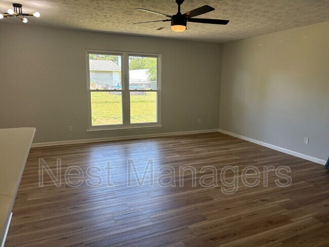 Building Photo - 7212 Reedy Creek Dr