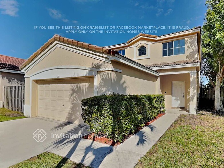 Primary Photo - 10621 SW 14th Ct