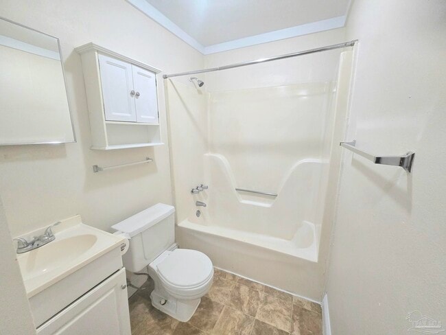 Building Photo - 1731 Knight Dr