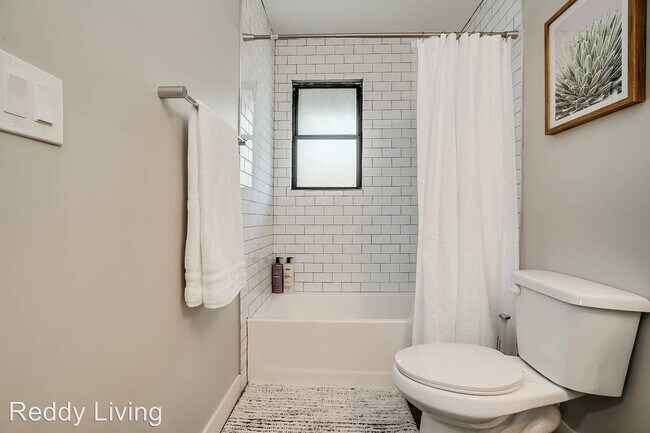Building Photo - 2617 E Campbell Ave