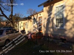 Building Photo - 203 Gorman-#B