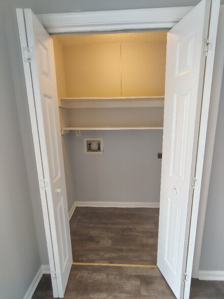 Building Photo - 16 Duiguid Dr