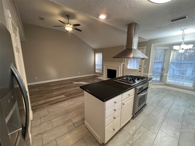 Building Photo - 187 Sandpebble Dr