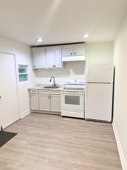 Building Photo - 2315 Carroll Pl