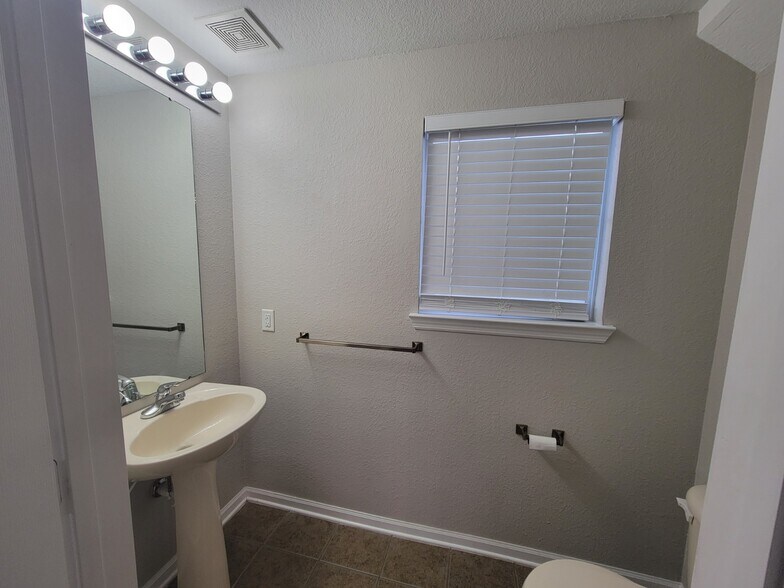 half bath downstairs - 206 Baldwin Rowe Cir