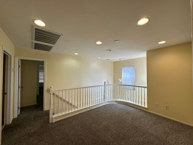Building Photo - WINERIDGE