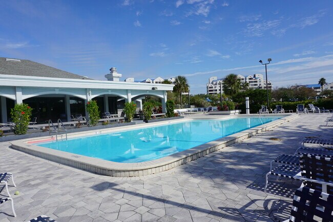 Building Photo - Huge Loft-Style 1 bed 1.5 Bath for Rent in...