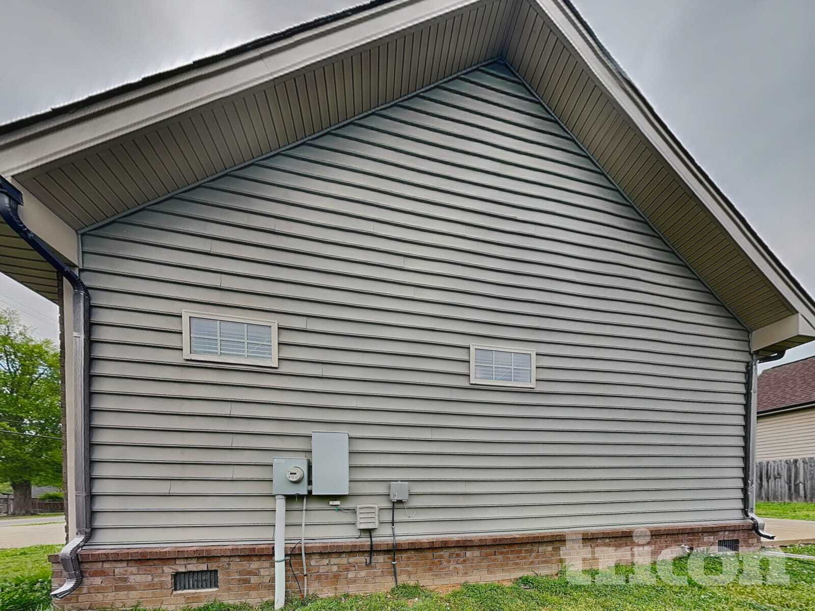 Building Photo - 839 S Westland Ave