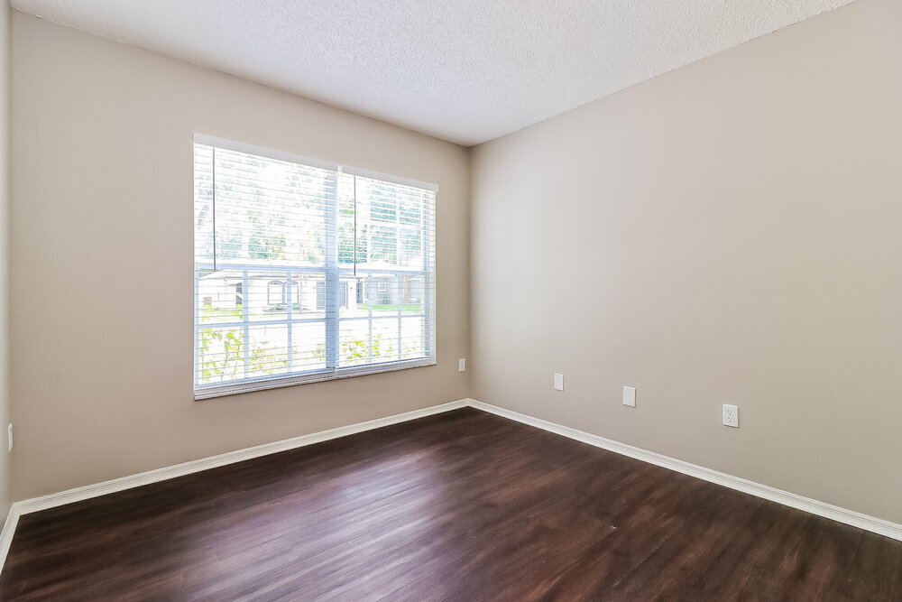 Building Photo - 8730 Morrison Oaks Ct