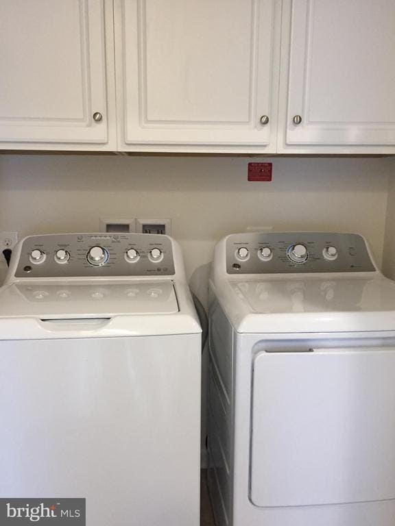 Building Photo - 10749 Hinton Wy