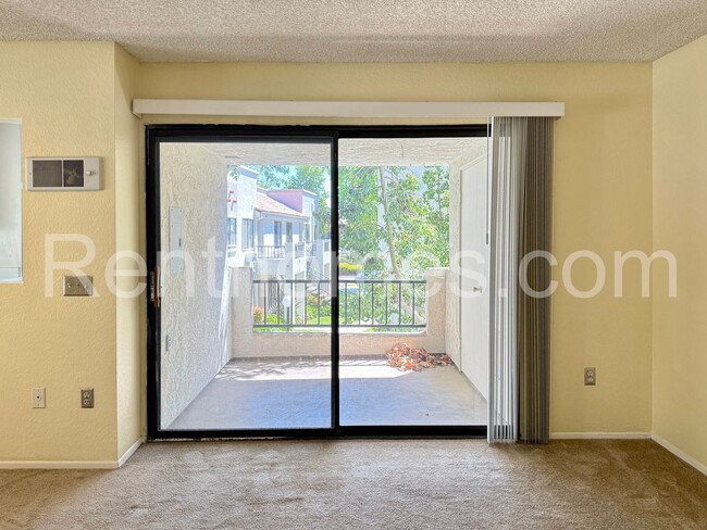 Building Photo - 11179 Camino Ruiz
