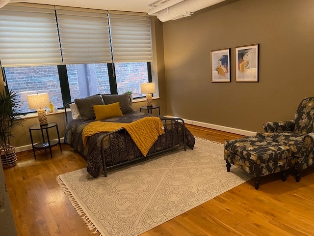 Largest Bedroom - 2077 E 4th St