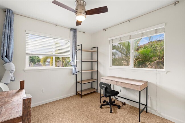 Building Photo - 21 Henohea Pl