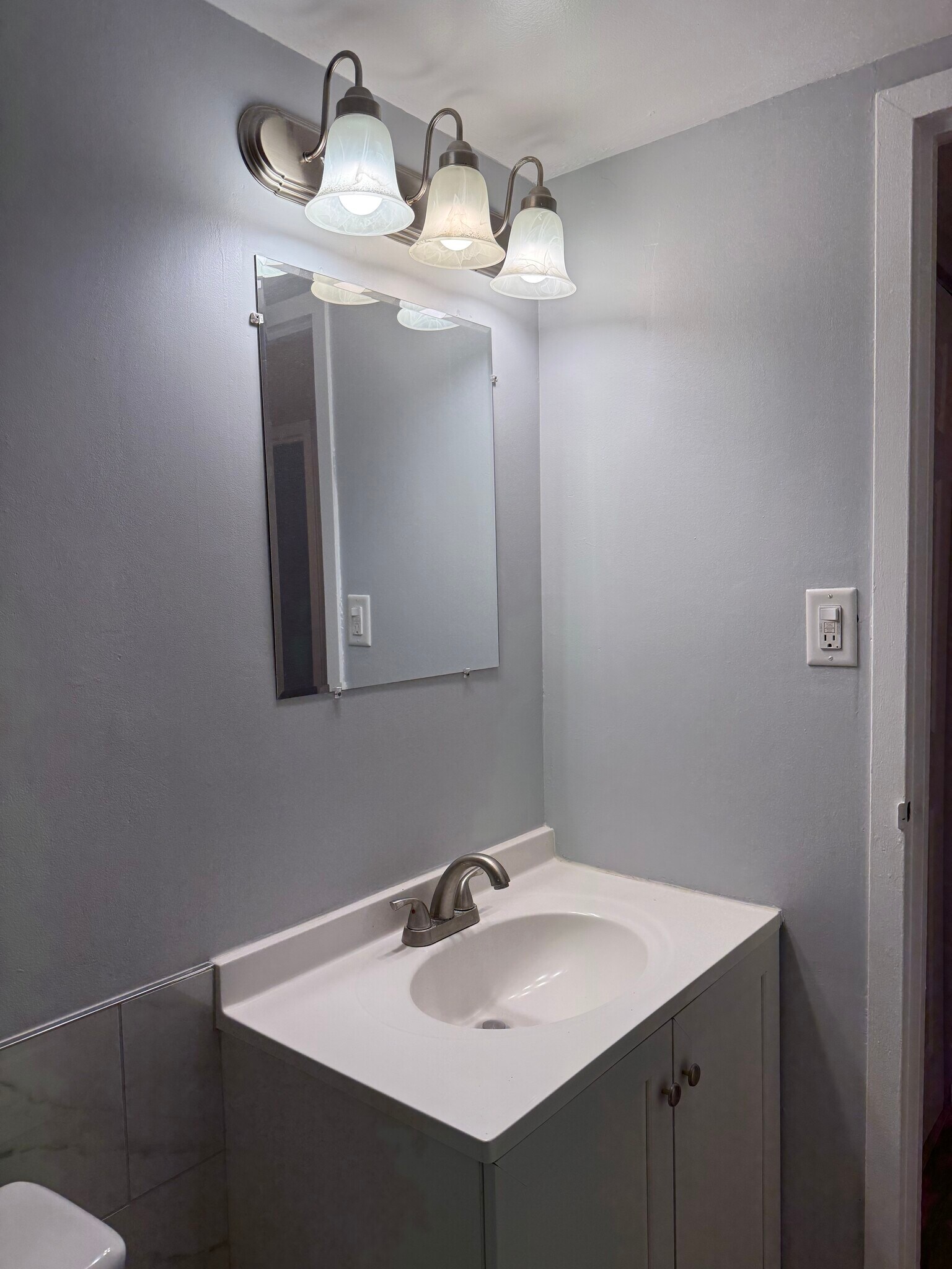 Building Photo - 300 S Roselle Rd