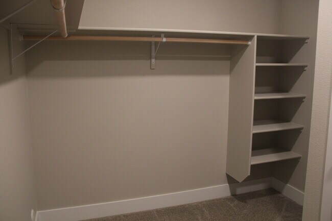 Building Photo - 16555 Senden Ave