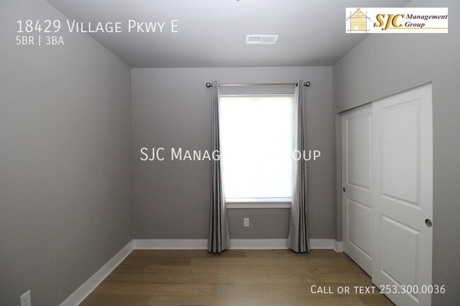 Building Photo - 18429 Village Pkwy E