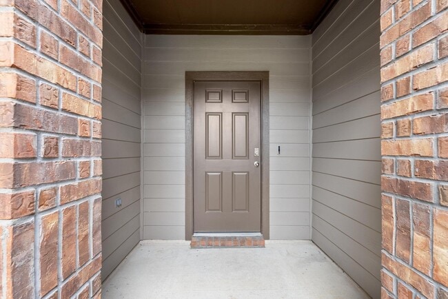 Building Photo - 3518 Sicily Island Ln