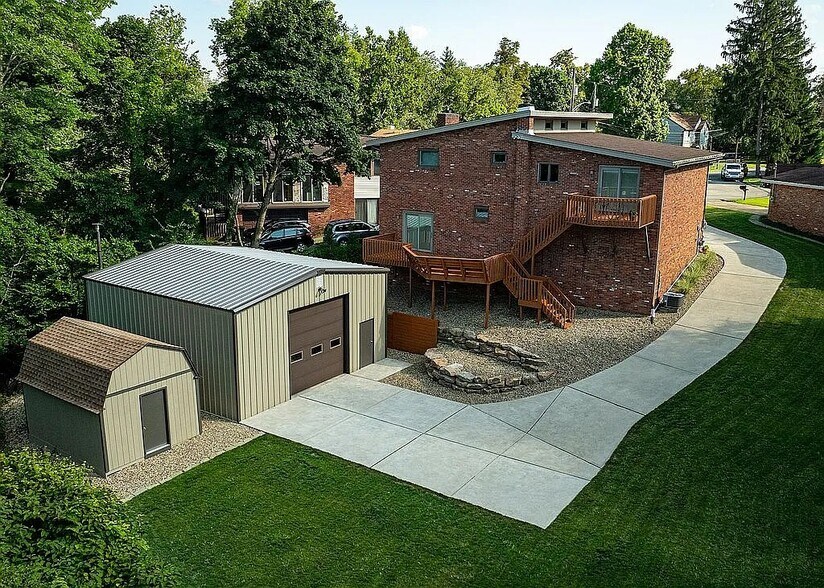 Building Photo - 1415 Jamie Dr