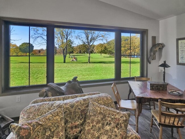 Building Photo - 1558 Blaine's Wy