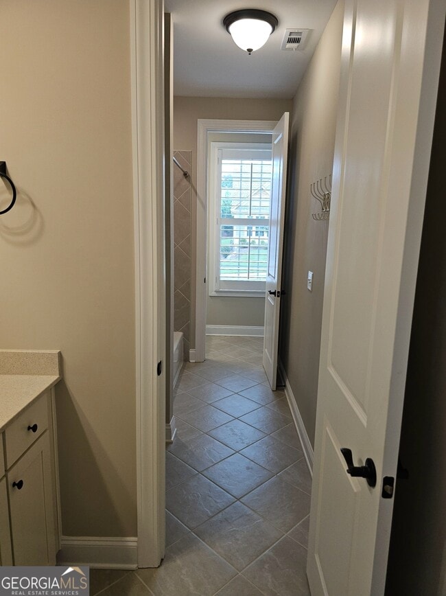 Building Photo - 609 Tulip Poplar Dr