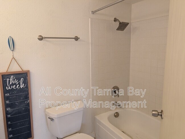 Building Photo - 4230 36th Ave S