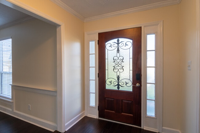 Building Photo - 1051 Waltons Ct