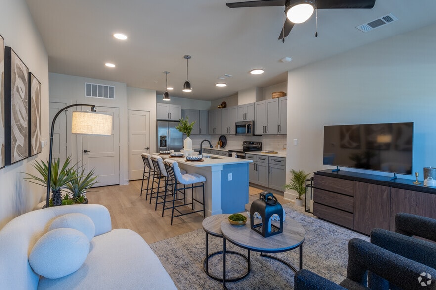 2BR, 2BA - 1,119SF - Living Area - RESIDENCES OF SIENA SOUTH