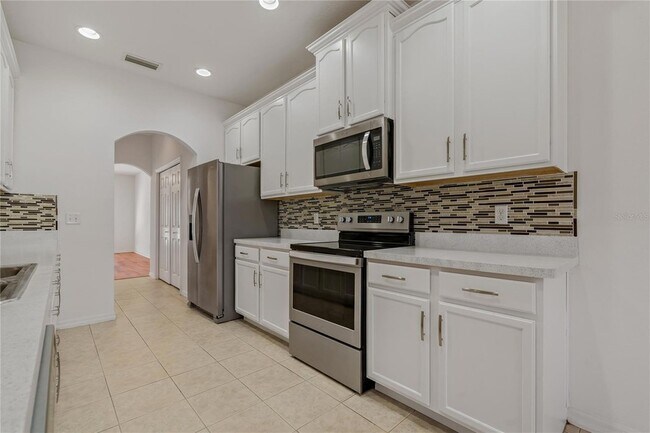 Building Photo - 12814 Cattail Shore Ln