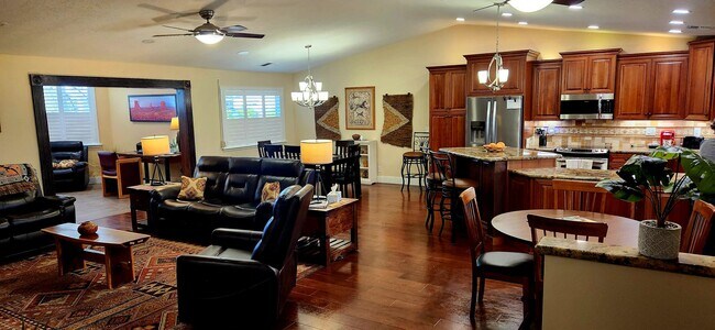 Building Photo - Nicely updated home in 45+ Active Adult Community of Leisure World. Available April 1st, 2026 to ...