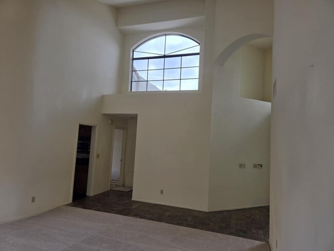 Building Photo - 8157 E Cortez Dr