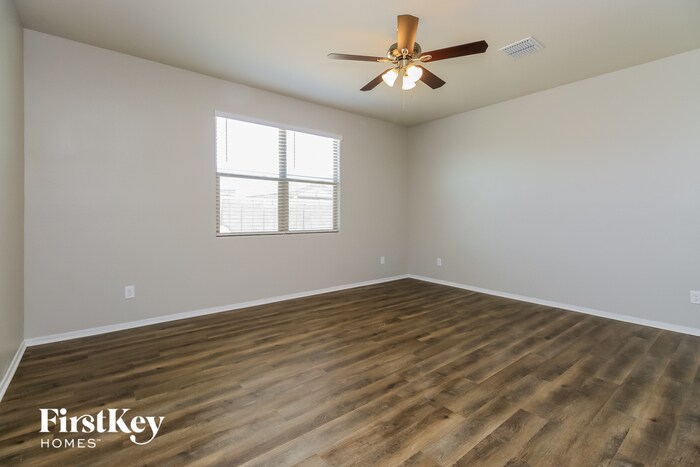 Building Photo - 11376 E Sunflower Ln