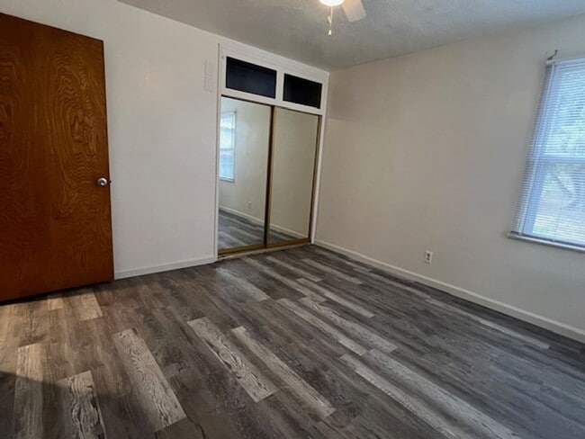 Building Photo - 2512 Edwards Ave