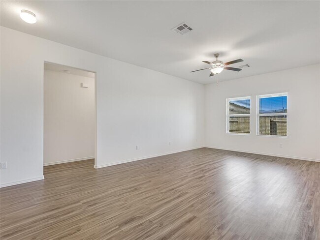 Building Photo - 517 Marklawn Ln