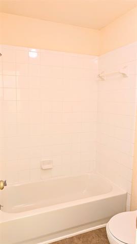 Building Photo - 2101 Austin Dr