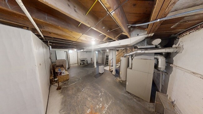 Building Photo - 811 Rose Ave