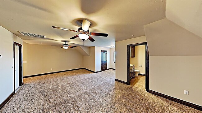 Building Photo - 13532 Gentry Dr