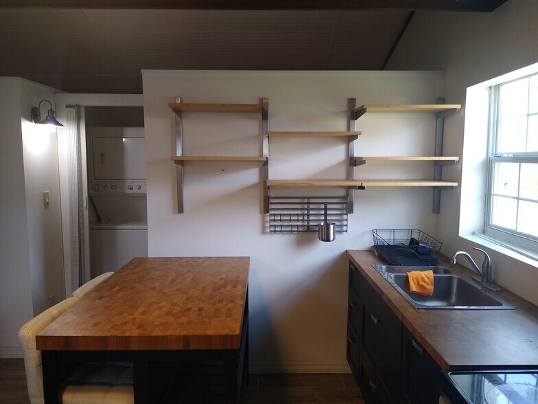Kitchen different angle. - 9328 N Ashley St