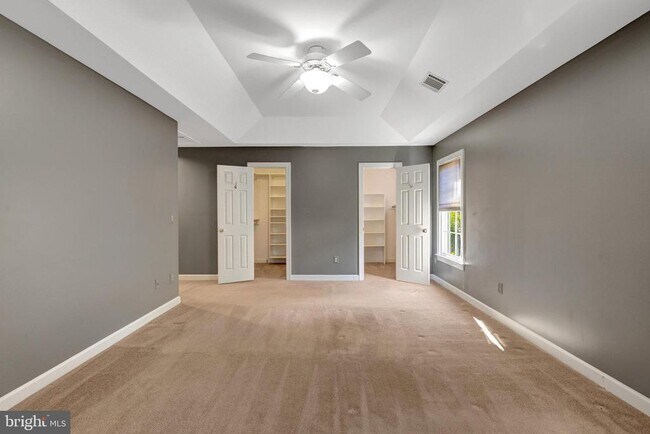 Building Photo - 47001 Smithwood Ct